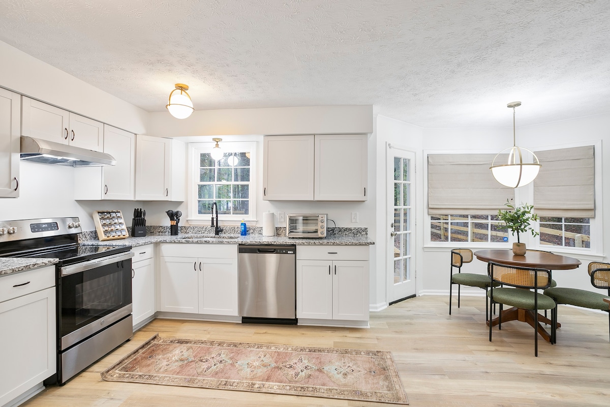 Extended Stay Pet Friendly / Near Trilith Studios 17