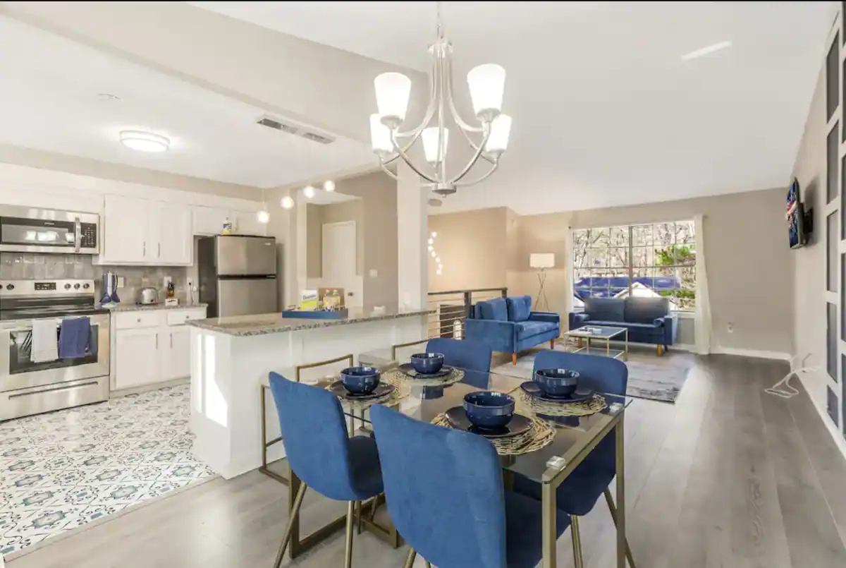 Oriole Oasis | Pool | PuttPutt | Theater | Game Room + More 7