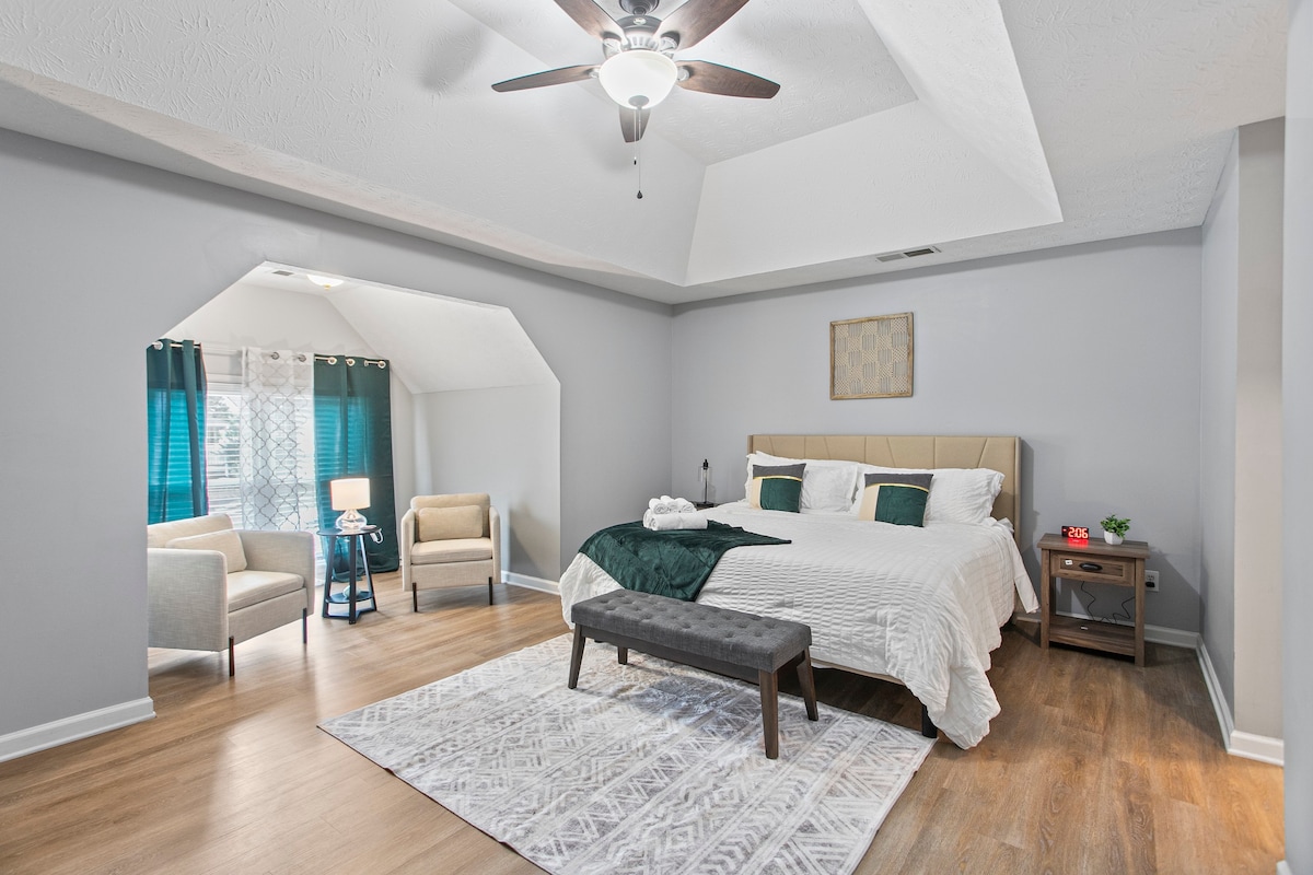 Oriole Oasis | Pool | PuttPutt | Theater | Game Room + More 8